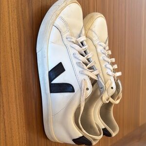 Veja Cream and Black Casual Sneakers